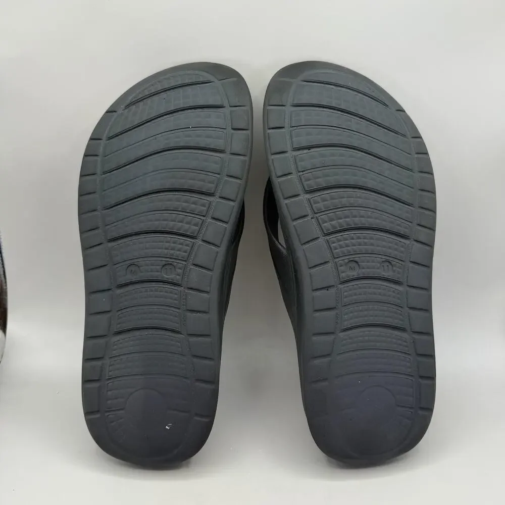Crocs Reviva Sandals Shoes Mens Size 11 Gray Thong Flip Flop Comfort 205545